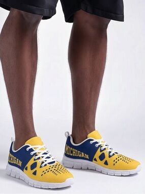 Men’s Michigan sneakers